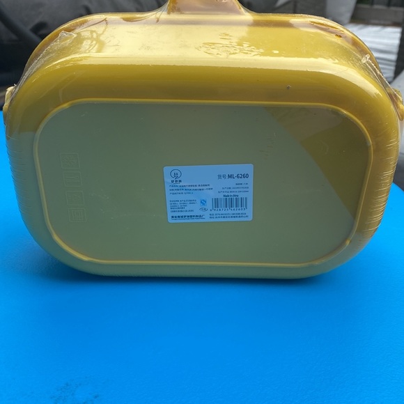 Lunch Box for Kids - Picture 2 of 6